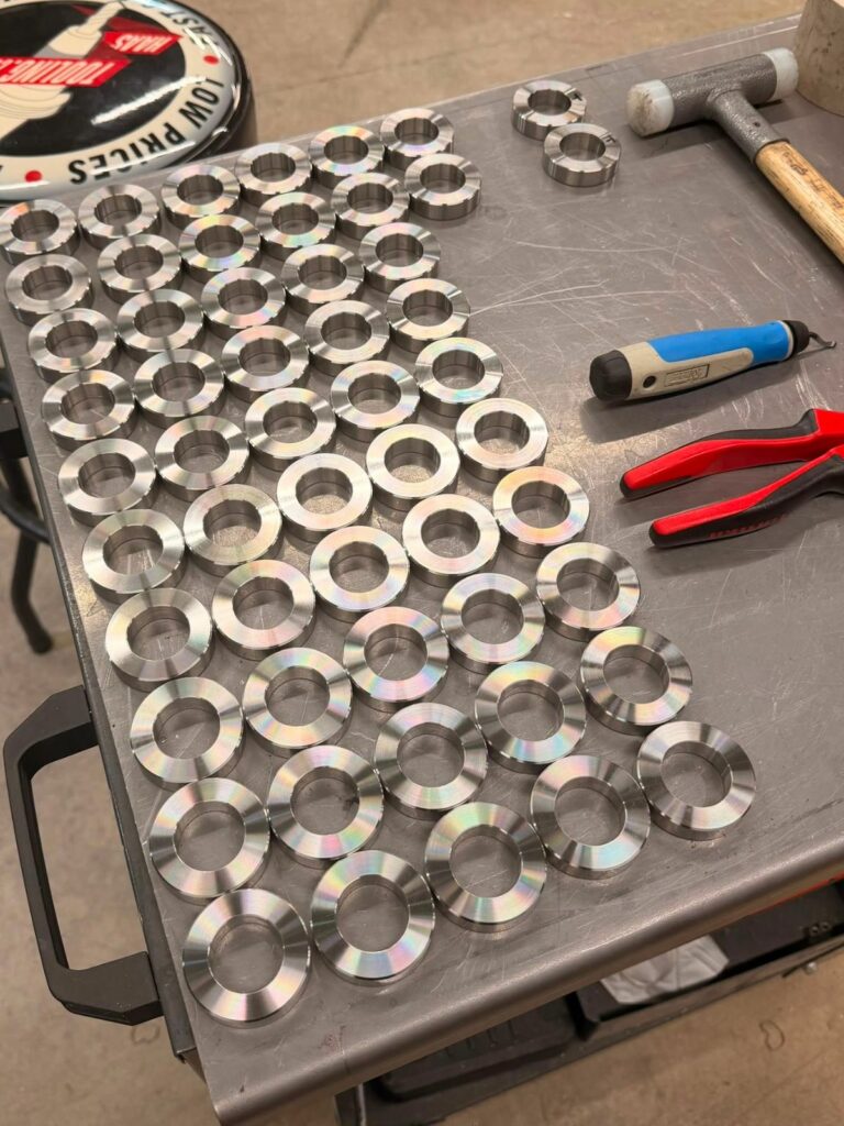 notre atelier a réalisé l'usinage de bagues d'arrêt en inox 316L sur mesure